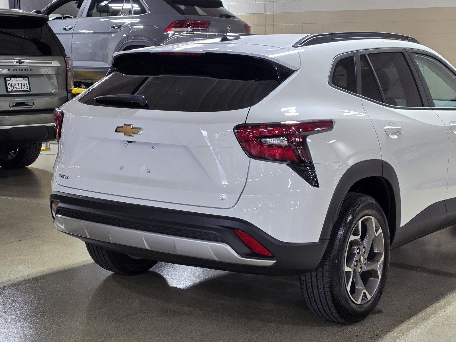 2026 Chevrolet Trax LT - Photo 11