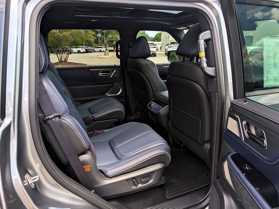New 2027 Dynamic Metal INFINITI SPORT image 22