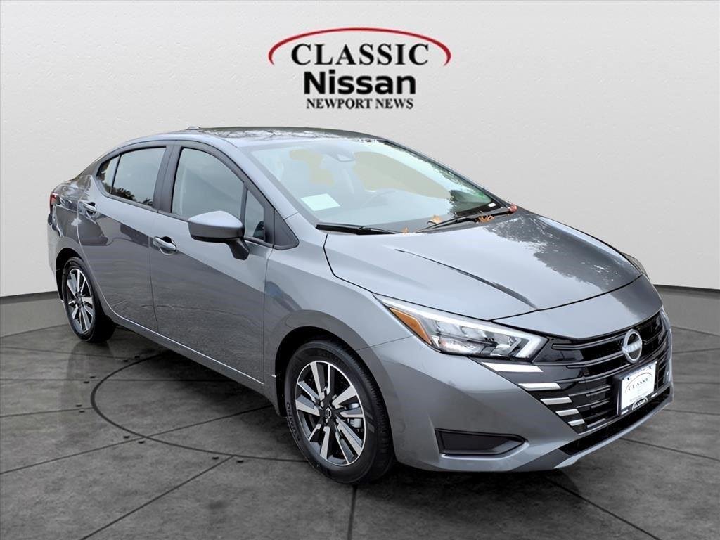 2025 Nissan Versa 1.6 SV CVT's photo