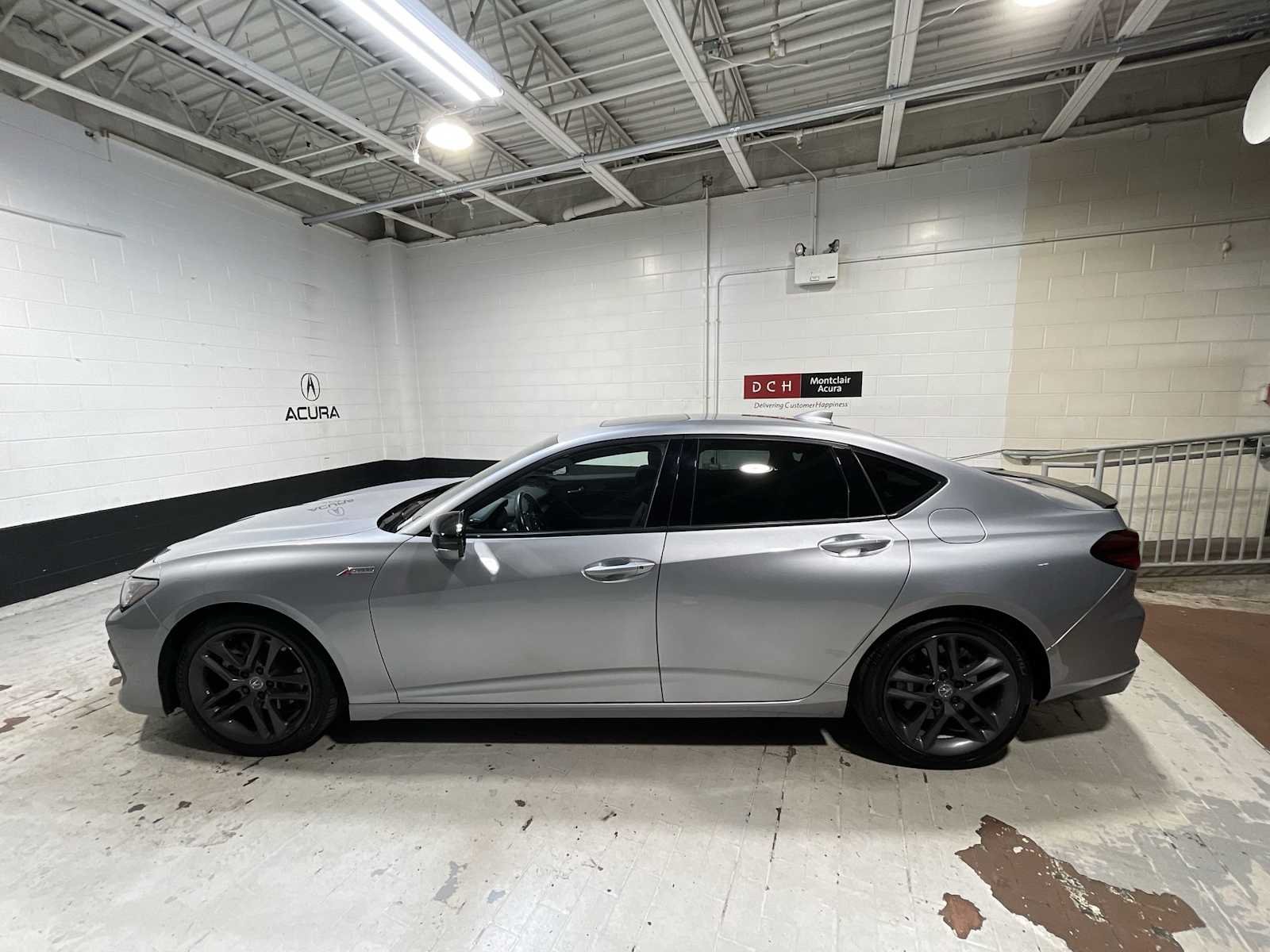 Certified Used 2024 Lunar Silver Metallic Acura w/A-Spec Package image 3