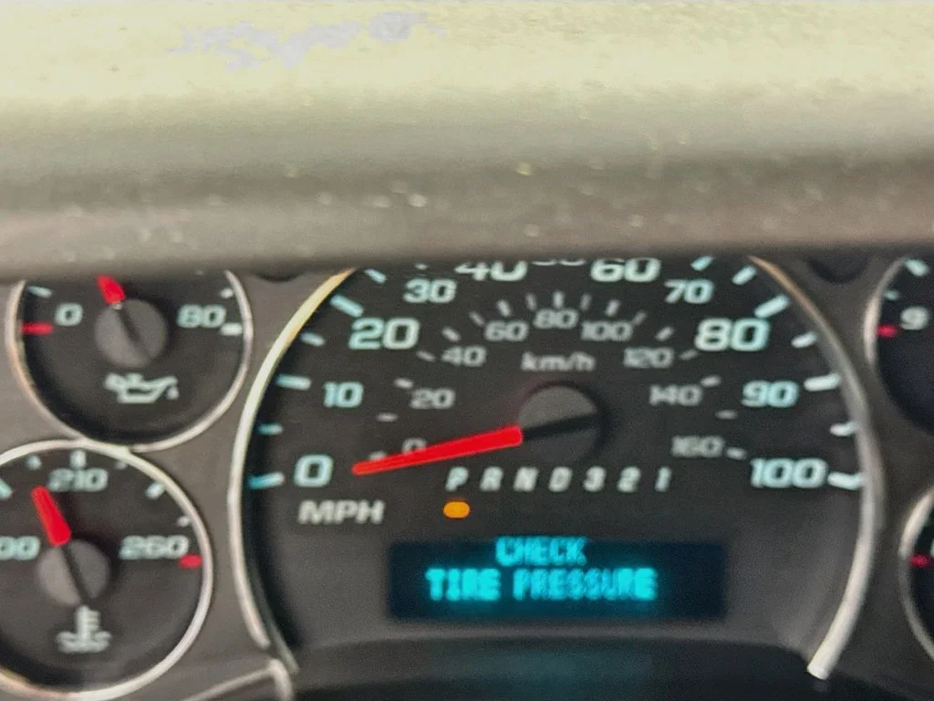 Used 2008 Summit White Chevrolet LS image 14