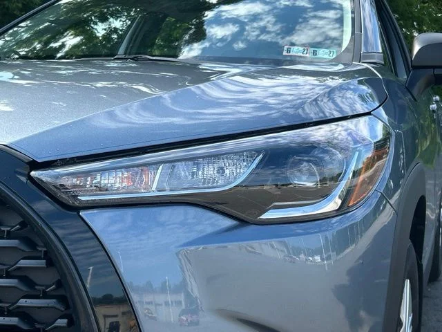 Used 2025  Toyota L image 9