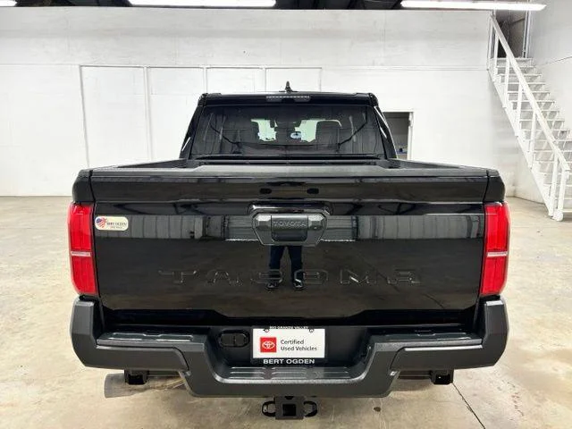 Used 2025 BLACK Toyota  image 6