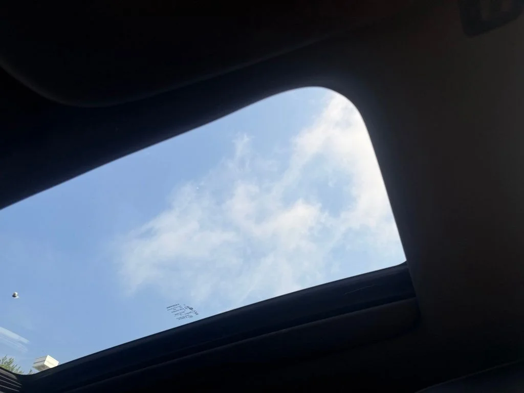 Used 2018 Gray Jeep Altitude image 27