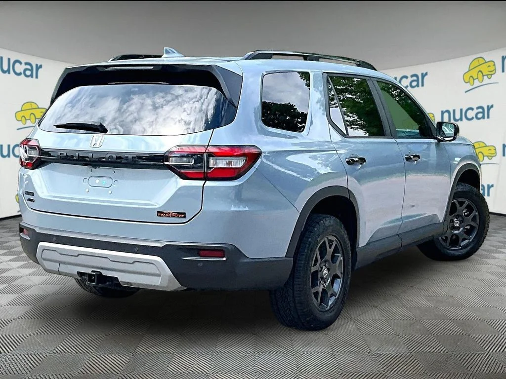 Used 2025 Gray Honda TrailSport image 6