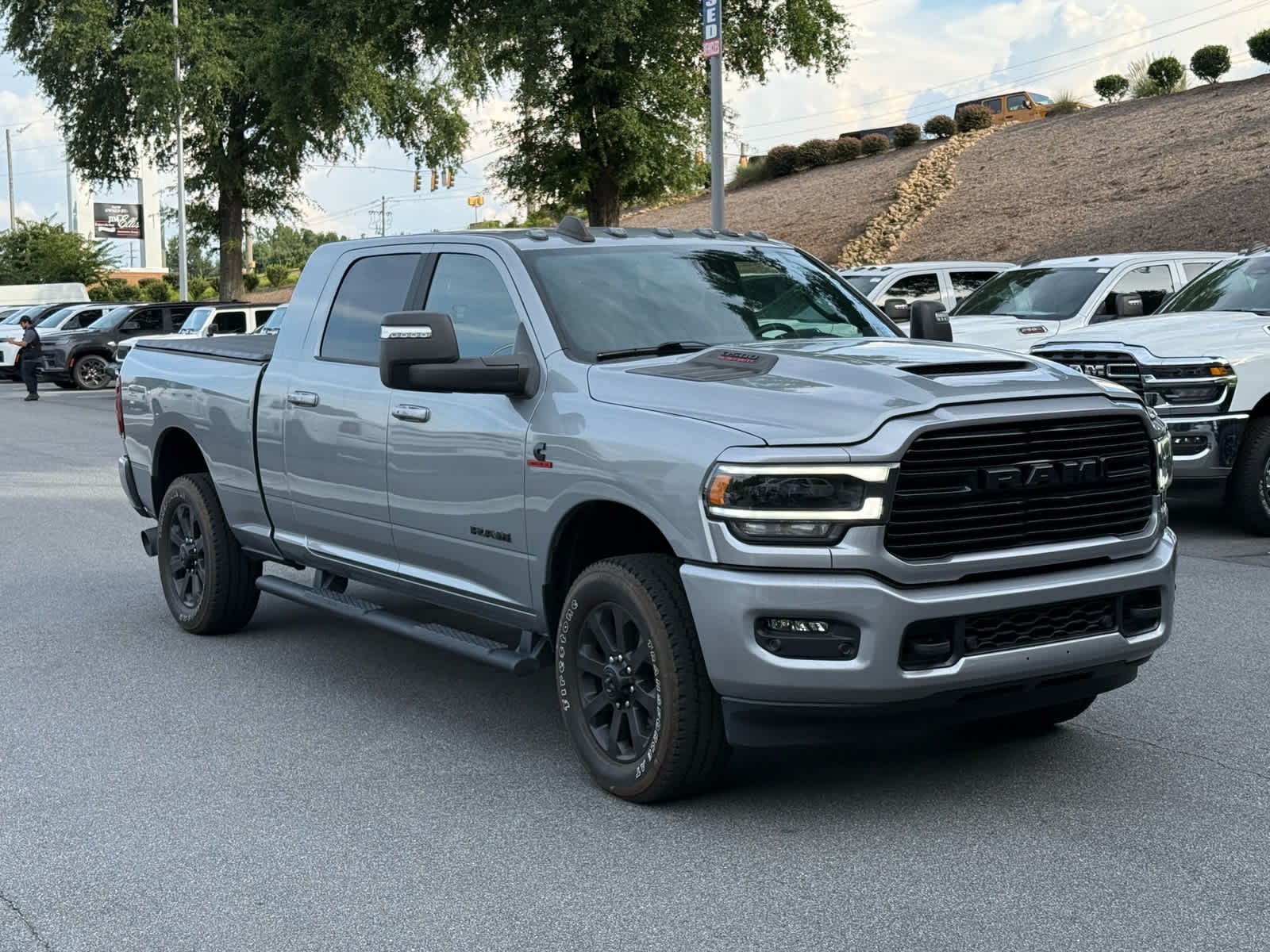 Used 2024 Billet Silver Metallic Clearcoat Ram Laramie image 7