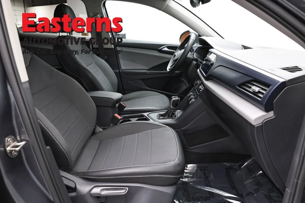 Used 2022 Gray Volkswagen 1.5T SE image 22