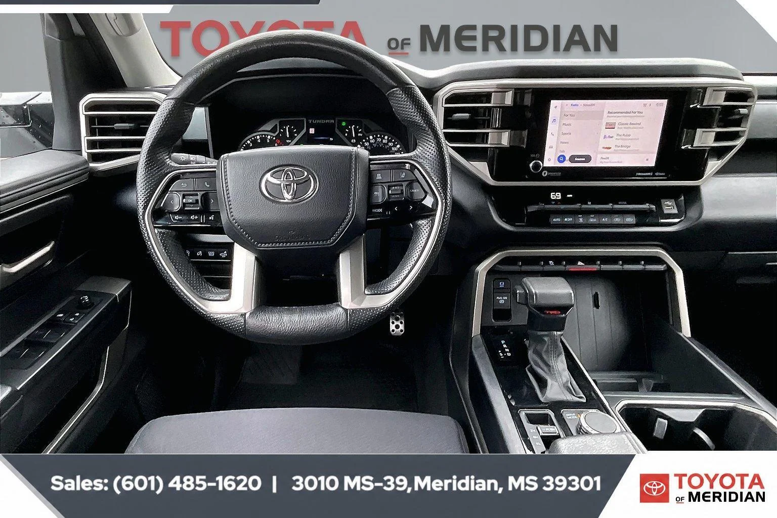 Used 2023 Ice Cap Toyota SR5 image 5