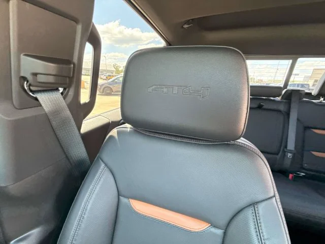 Used 2025 White GMC AT4 image 51