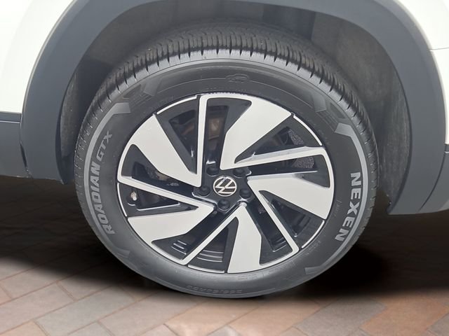 Certified Used 2026 White Volkswagen 2.0T SE w/Technology image 25