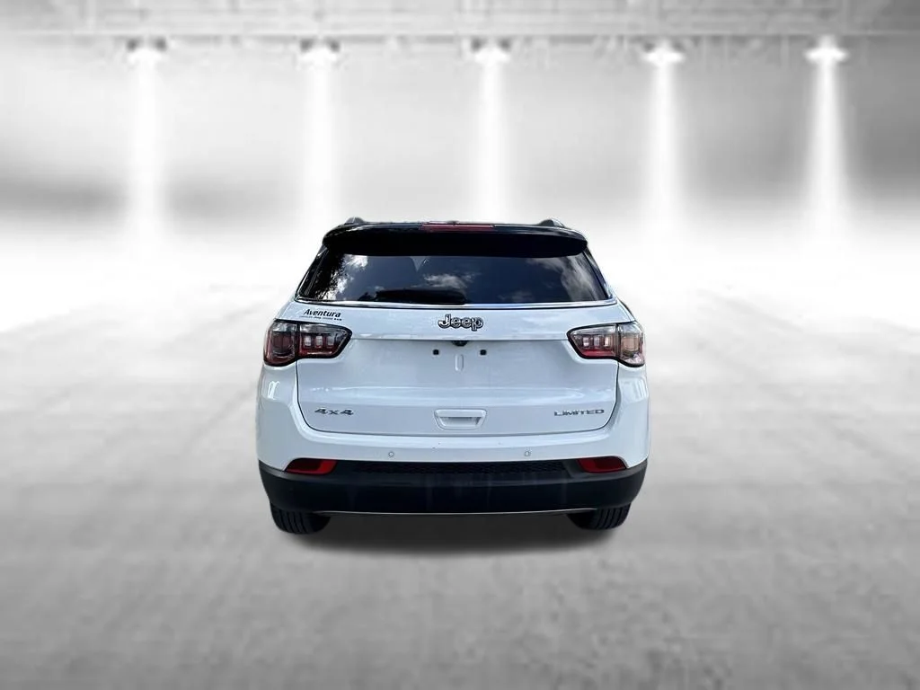 Used 2024 White/off-white Jeep Limited image 6