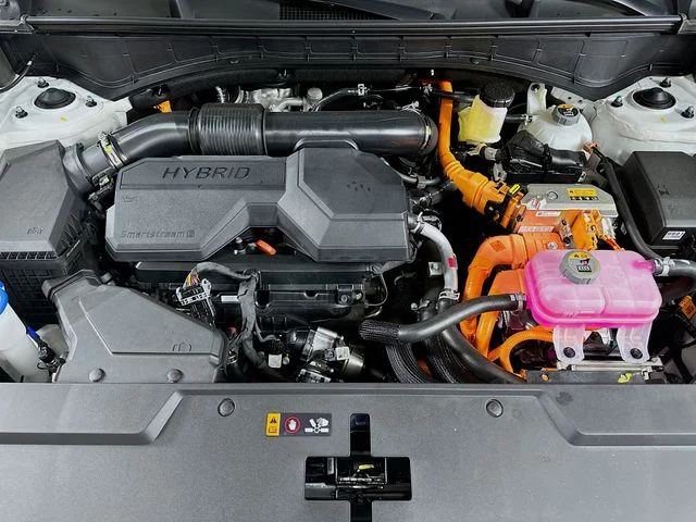 New 2026 White Hyundai SE image 21