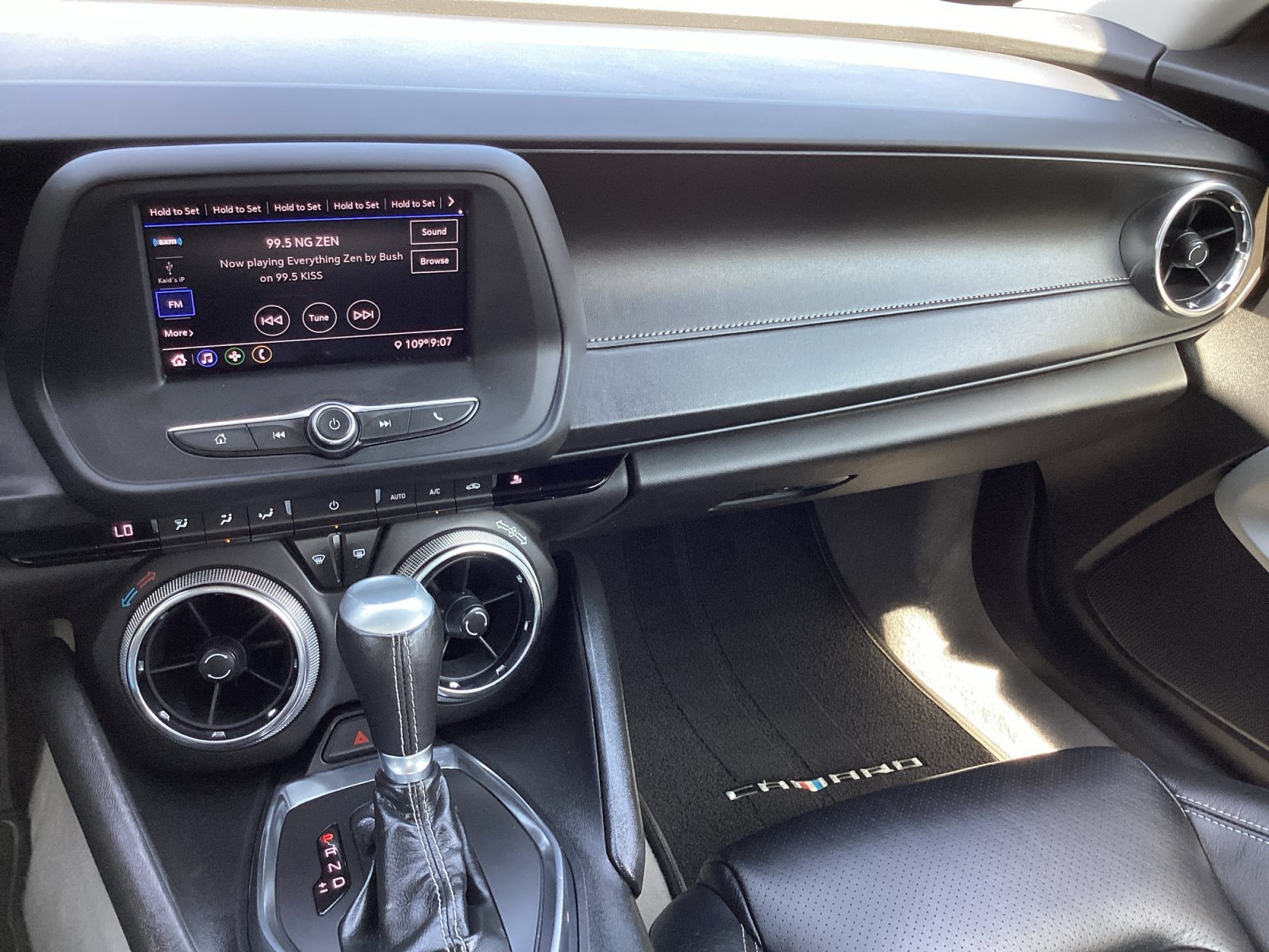 Used 2020 RIVERSIDE BLUE METALLIC Chevrolet 1LT image 4