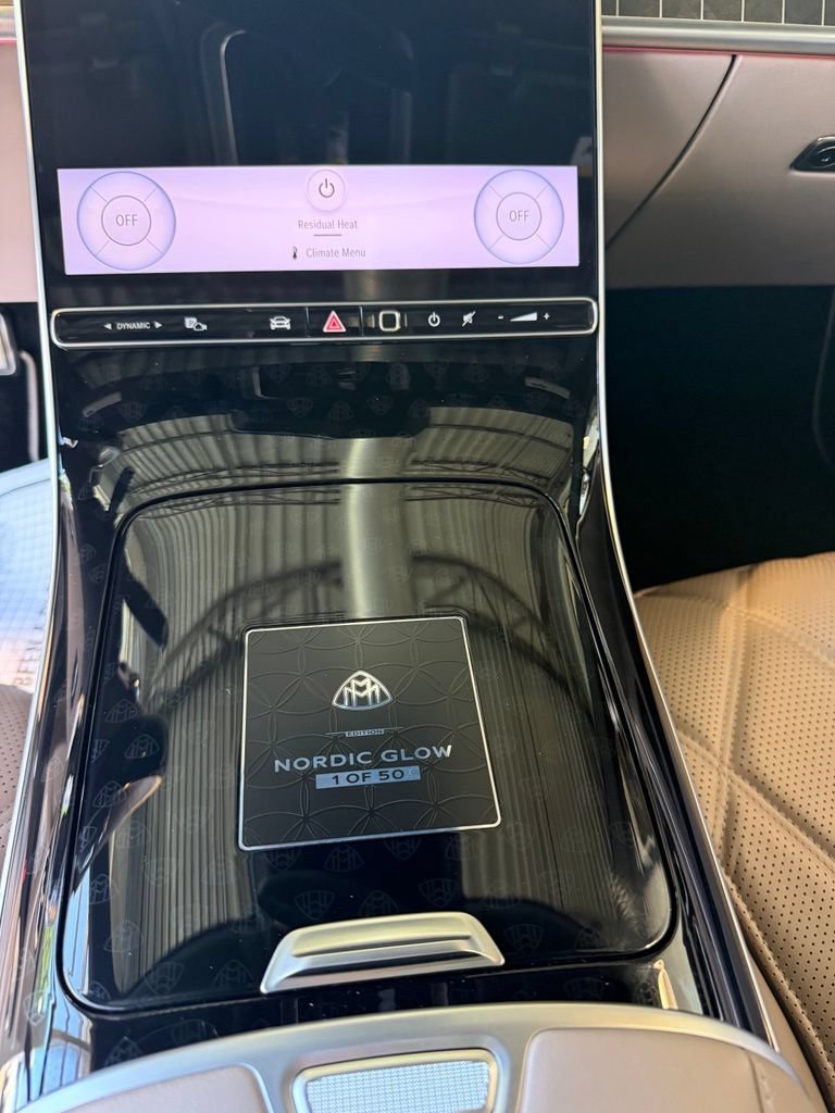 New 2025 MANUFAKTUR Moonlight White Metallic Mercedes-Benz Maybach S 680 image 35