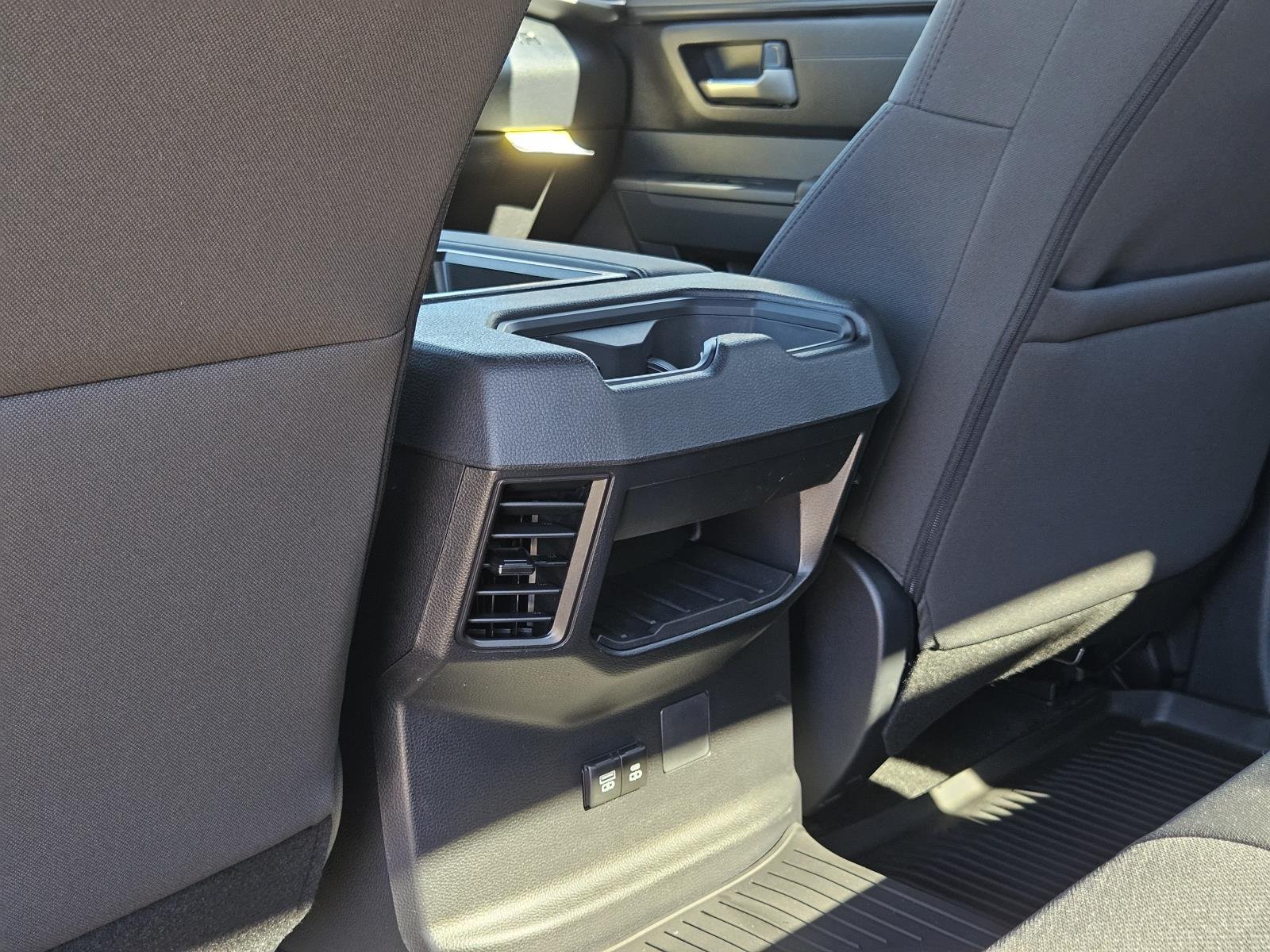 2026 Toyota Tundra SR5 - Photo 28