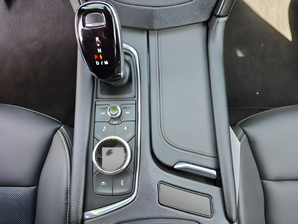 Used 2024  Cadillac Sport image 23