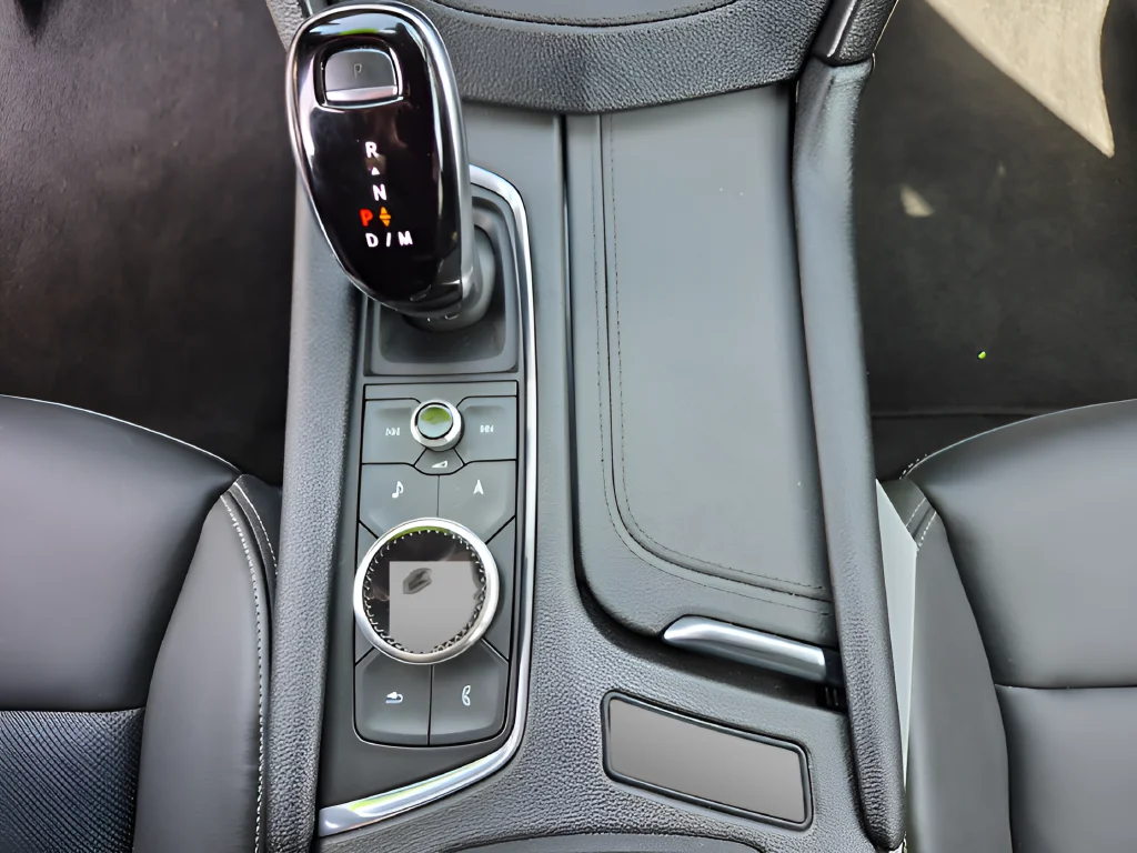 Used 2024  Cadillac Sport image 23