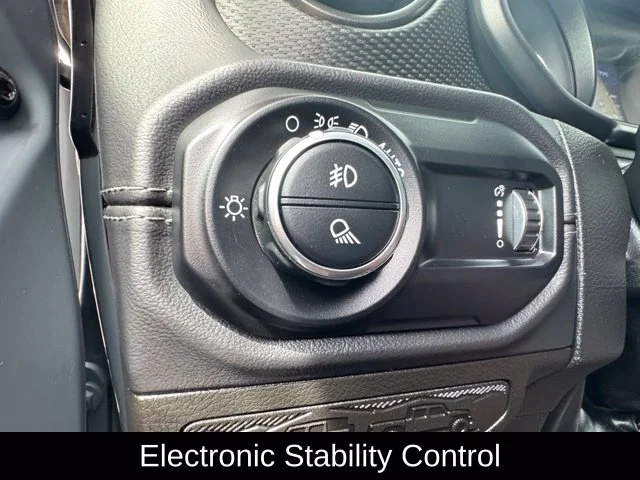 Used 2025 Gray Jeep Rubicon image 44