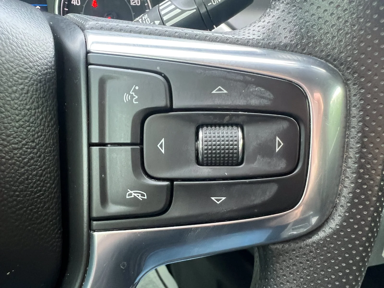 Used 2021 Red Chevrolet LT image 14
