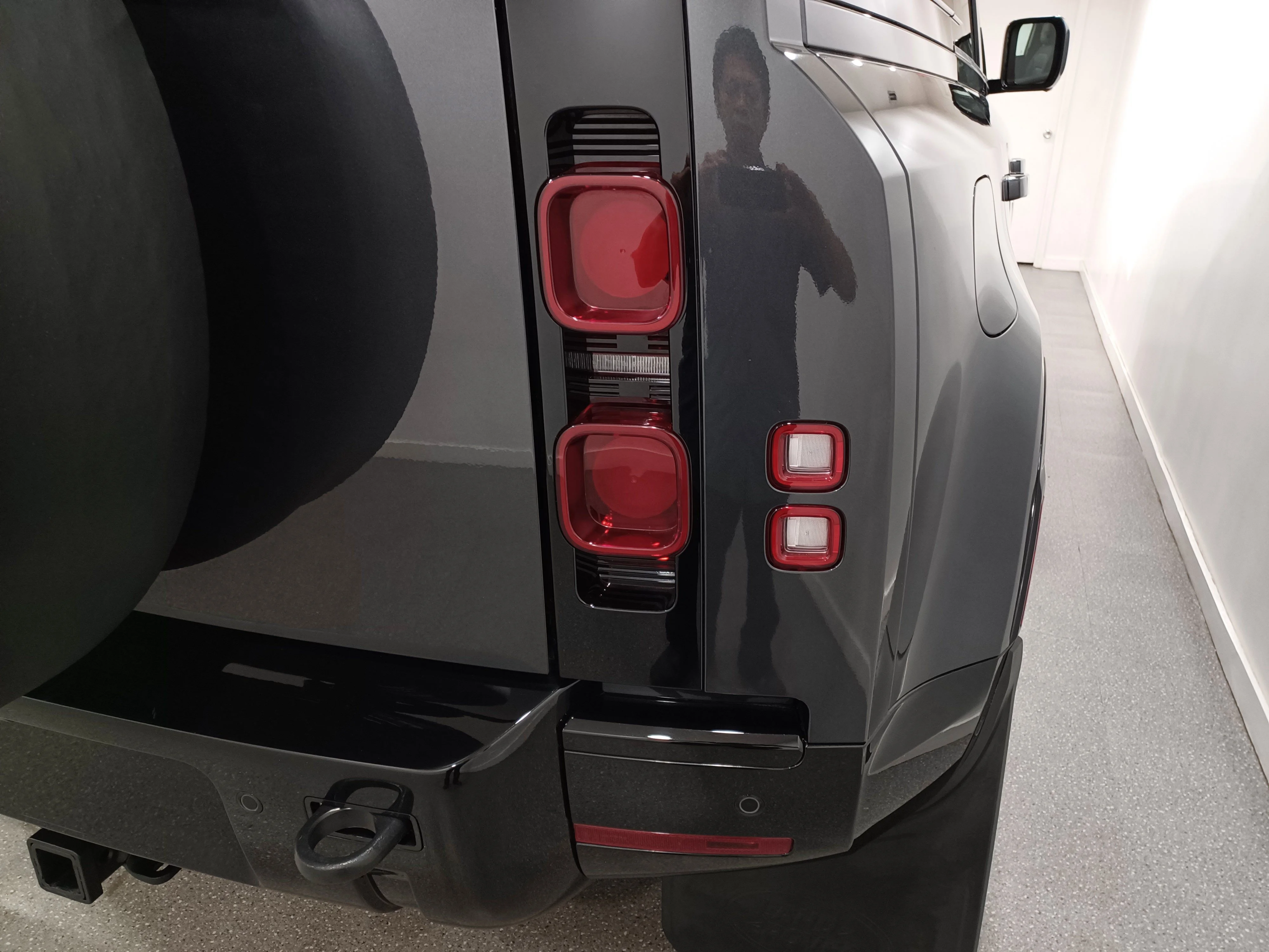 Certified Used 2024 Gray Land Rover X-Dynamic SE image 23