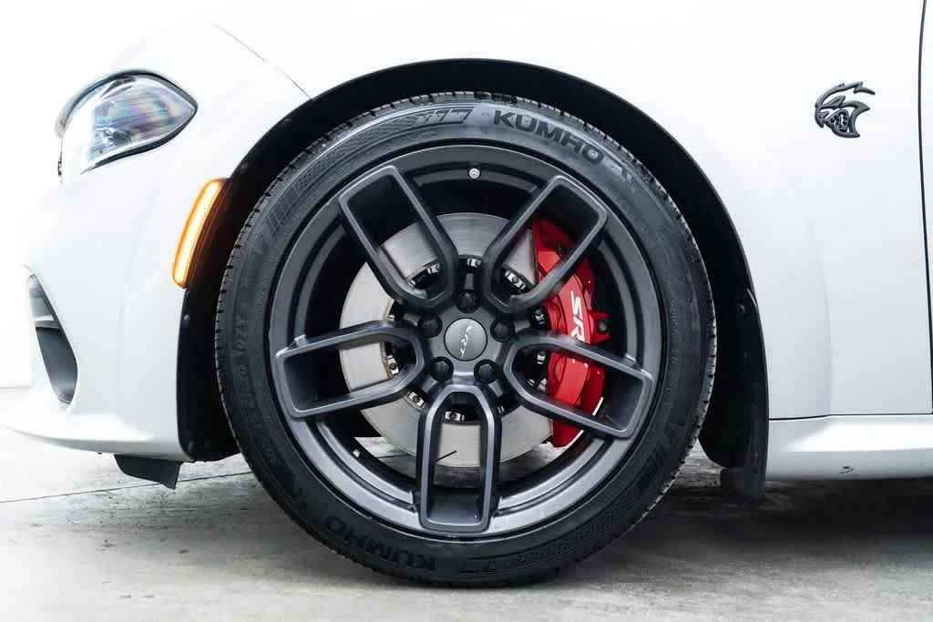 Used 2023 Triple Nickel Clearcoat Dodge SRT Hellcat Widebody Jailbreak image 7