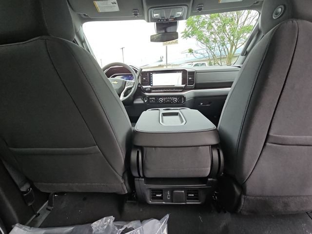 New 2026 Summit White Chevrolet LT (2FL) image 22