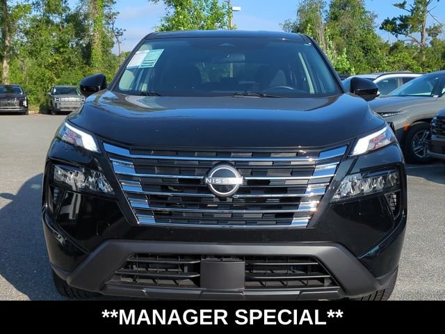 Used 2025 Black Nissan SV image 8