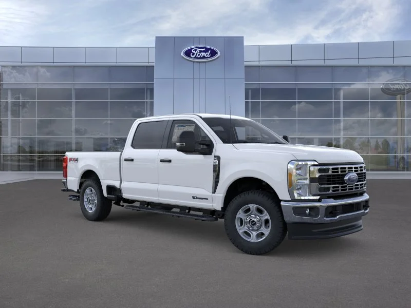 New 2026 Oxford White Ford XLT image 32