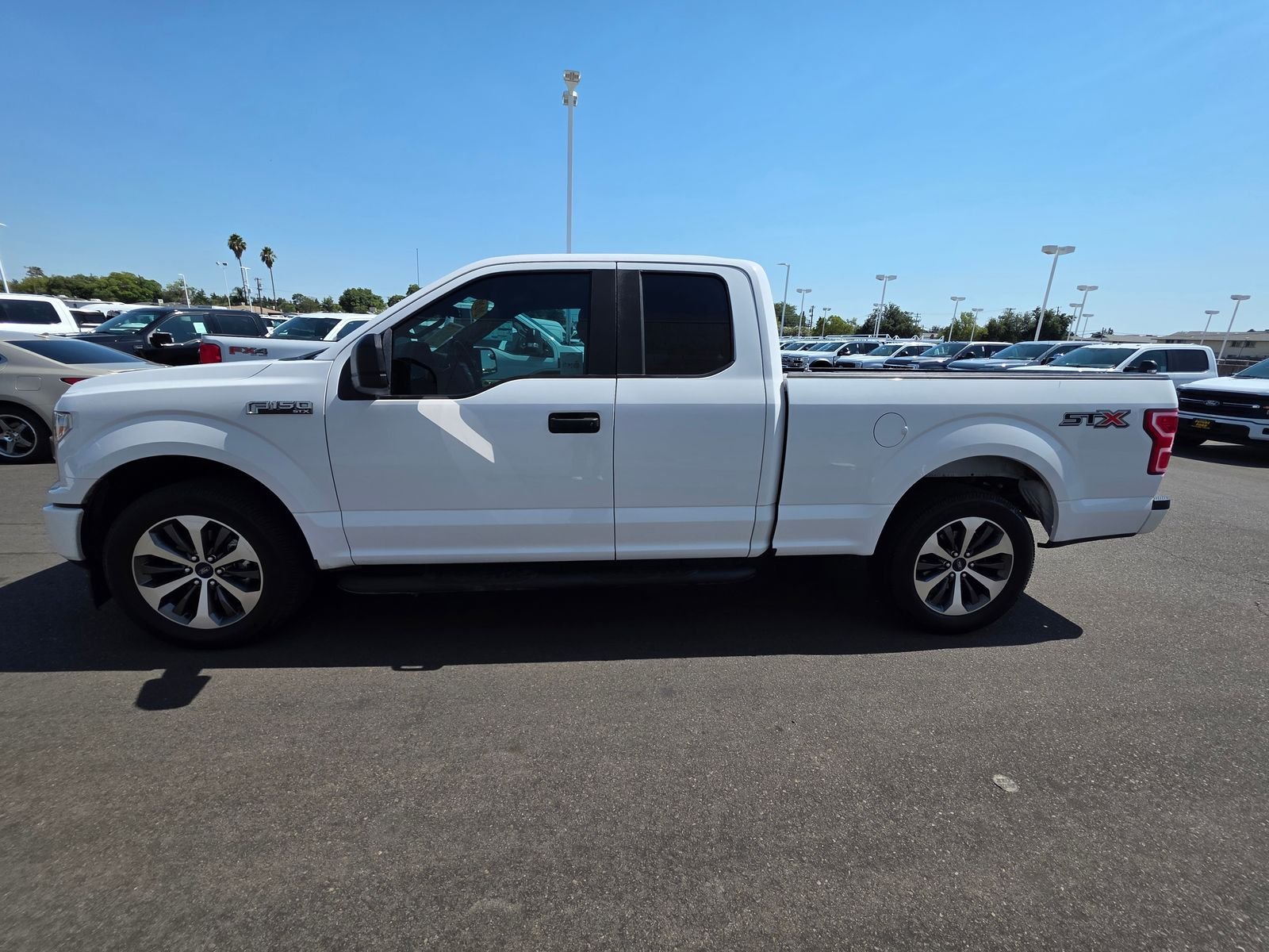 Used 2020 White Ford XL image 5