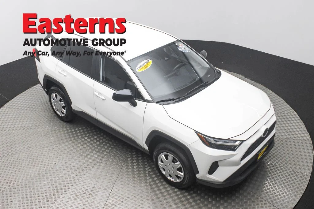 Used 2024 White Toyota LE image 3