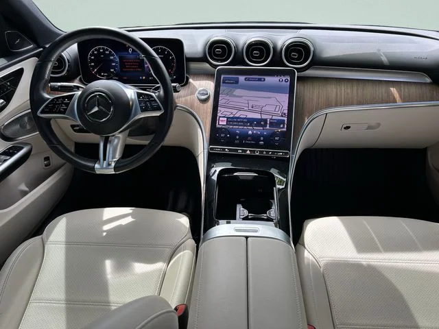 Used 2024  Mercedes-Benz C 300 image 18