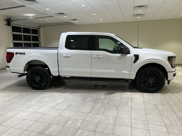 New 2026 White Ford XLT image 6