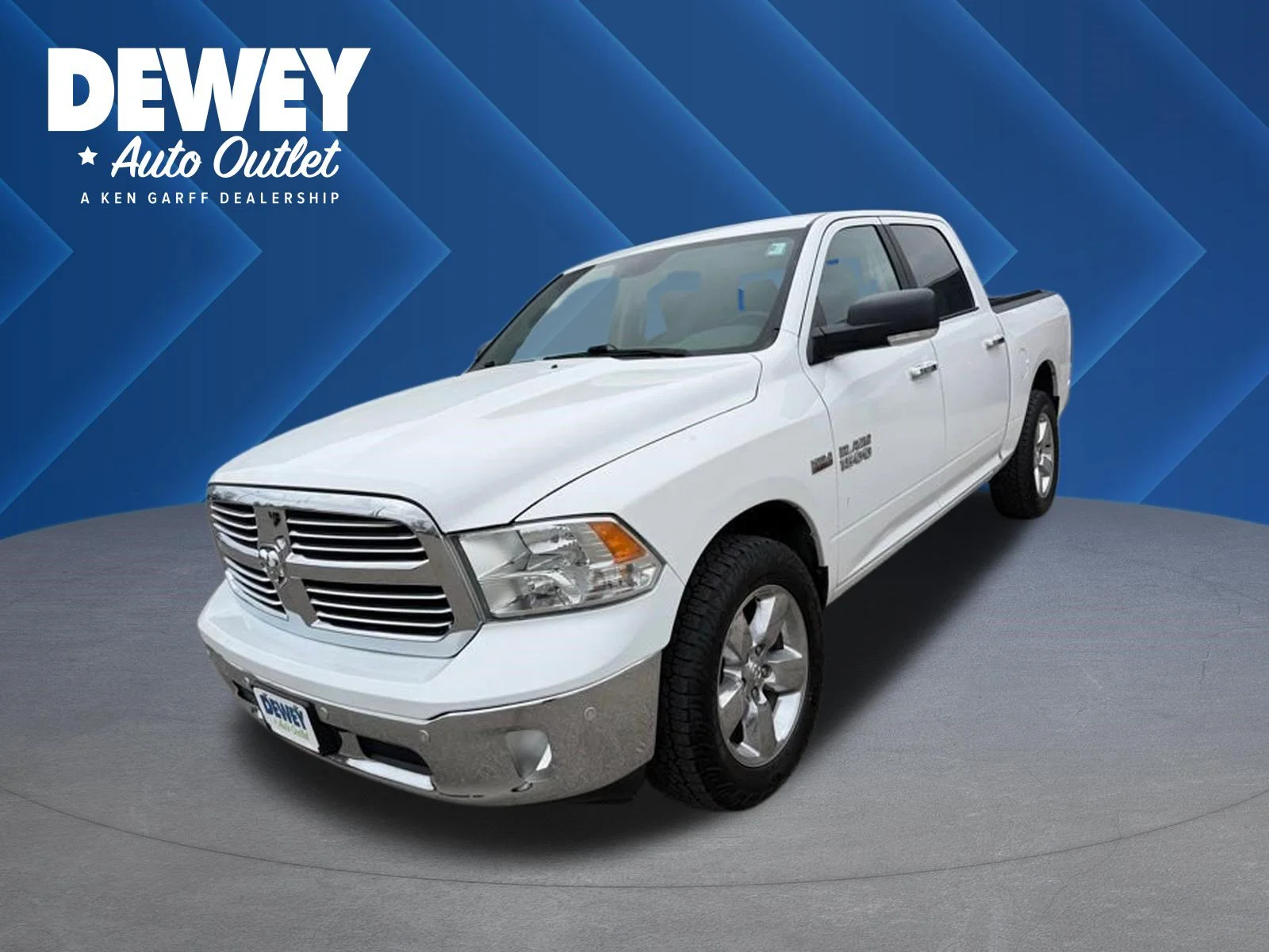2017 RAM 1500 Big Horn 4x4 Crew Cab 5'7's photo