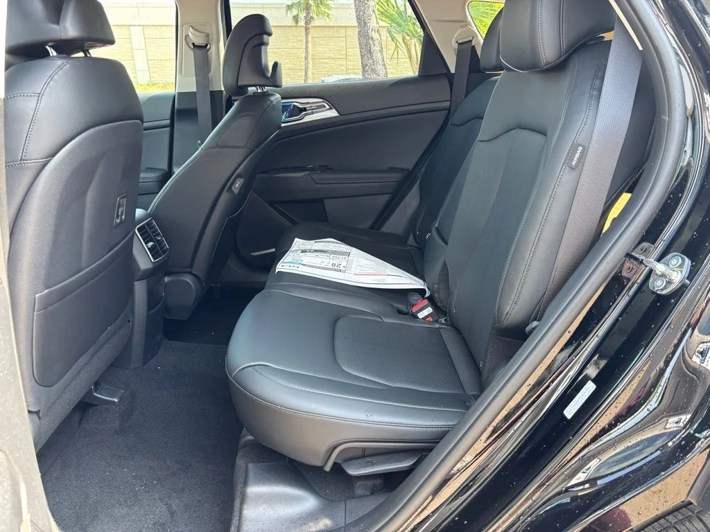 New 2025 Black Kia S image 18