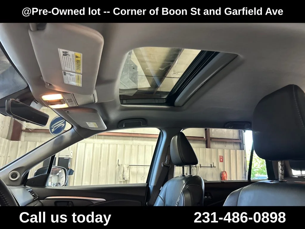 Used 2020  Honda EX-L image 12