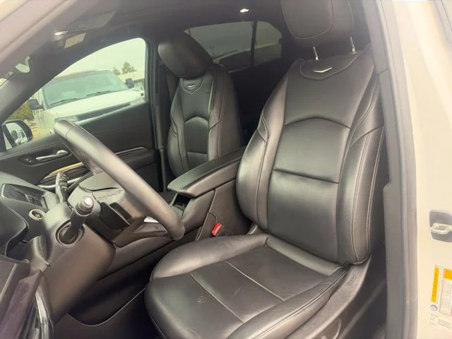 Used 2022 White Cadillac Luxury image 17