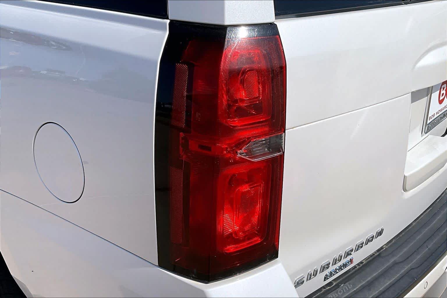 Used 2018 Iridescent Pearl Tricoat Chevrolet LT image 28