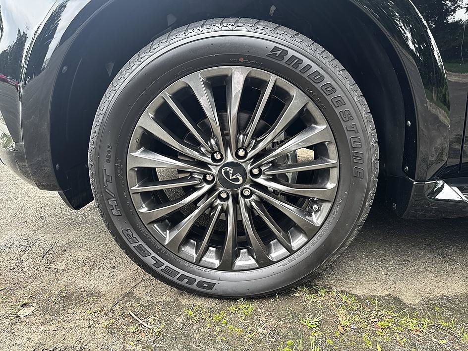 Used 2023 Black Obsidian INFINITI PREMIUM SELECT image 8