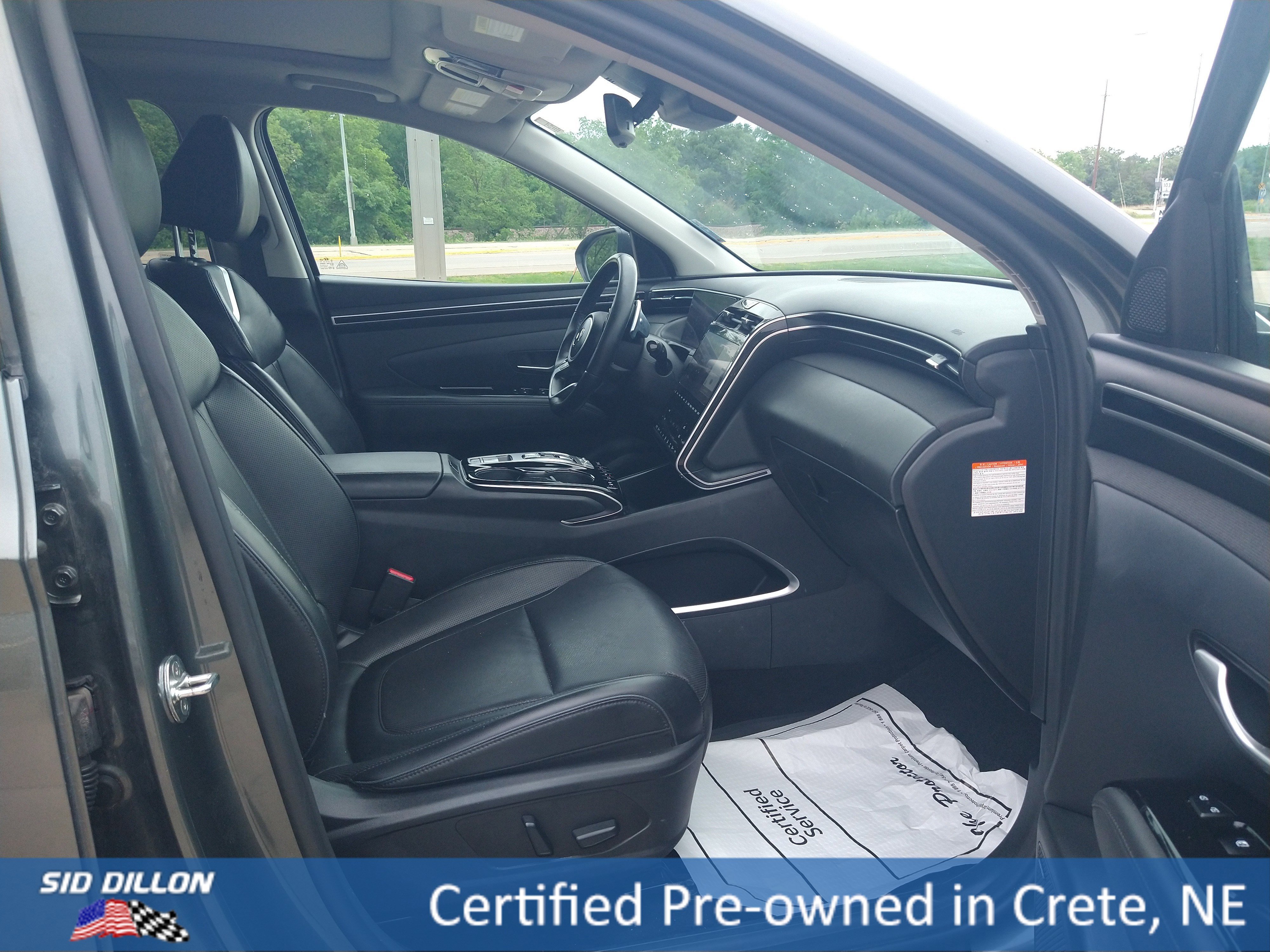 Used 2023 Amazon Gray Hyundai Limited image 4