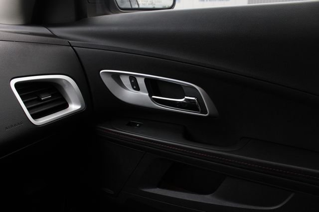 Used 2014 Silver Ice Metallic Chevrolet LTZ image 19