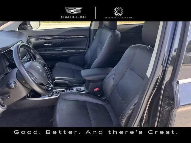 Used 2018 Black Mitsubishi SEL image 18