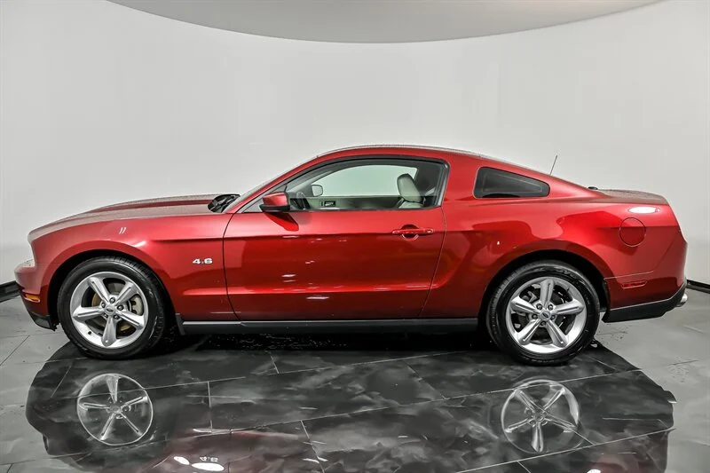 Used 2010 Red Candy Metallic Ford GT image 6