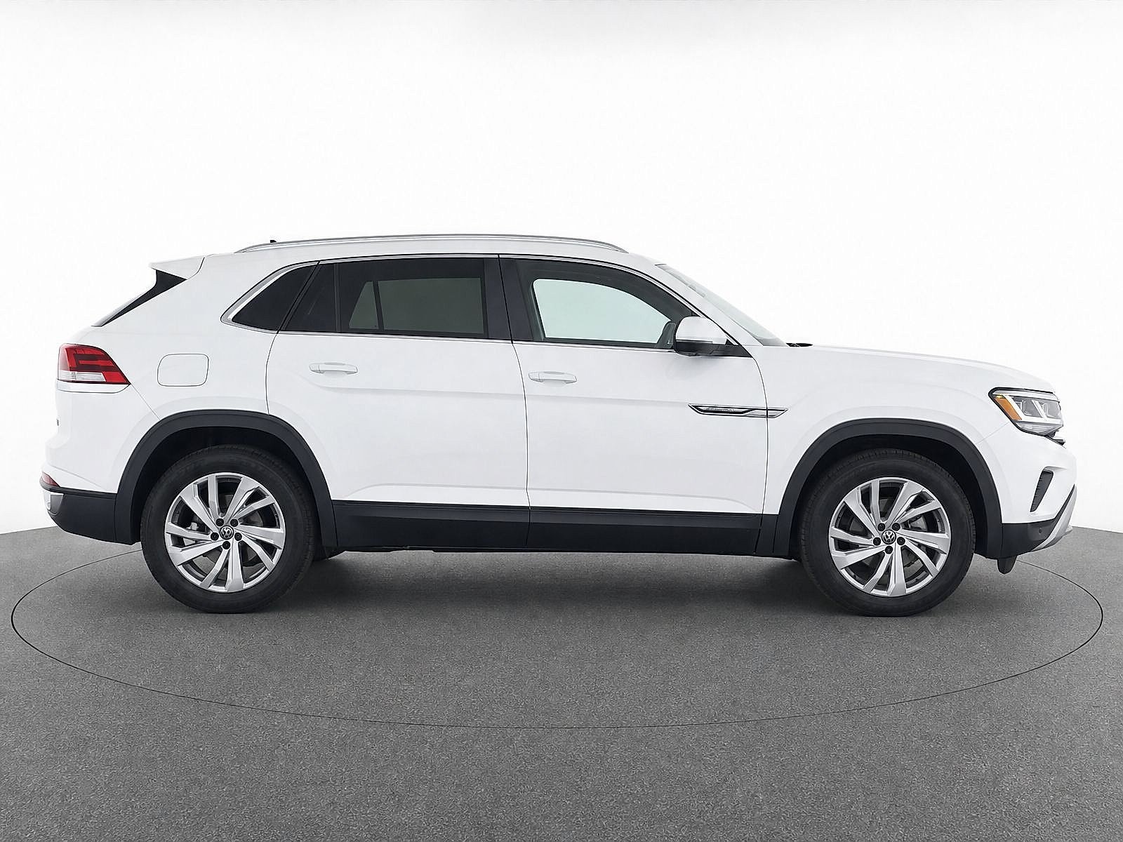 Used 2020 White Volkswagen 3.6L V6 SEL image 8