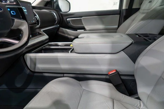 Used 2025 Gray Ford Platinum image 23
