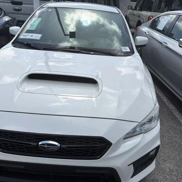 Used 2019 White Subaru Base image 4