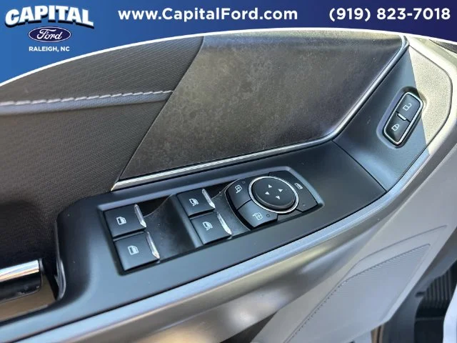 Used 2024 Silver Ford XLT image 21