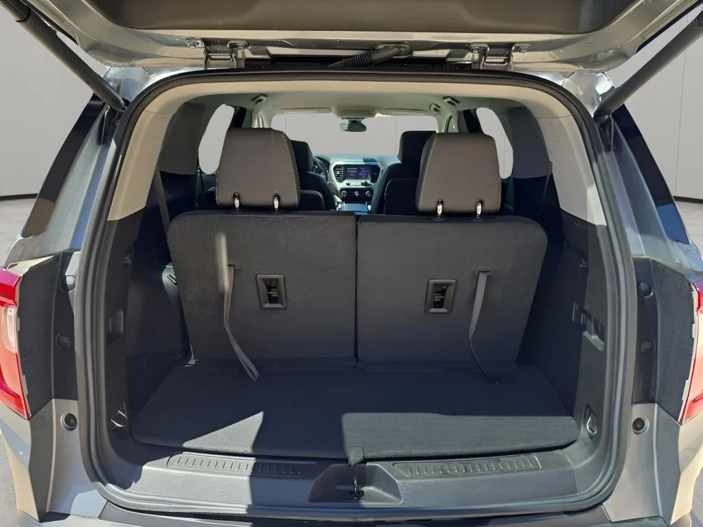 Used 2023 Gray GMC SLT image 32