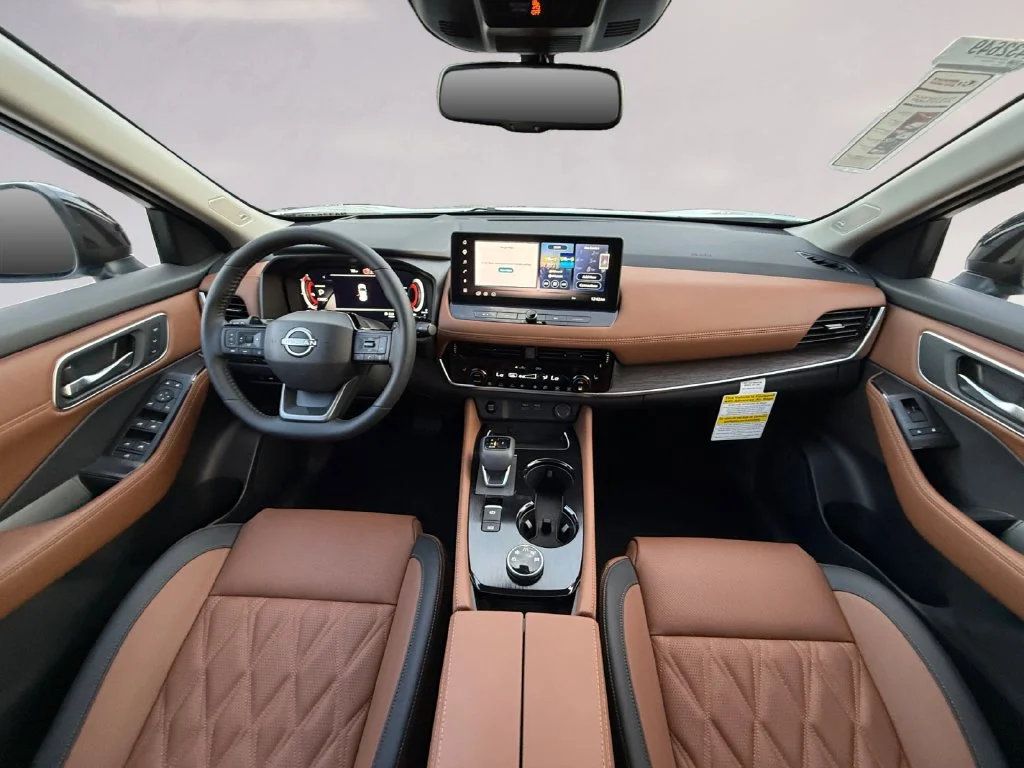 New 2026 White Nissan Platinum image 12