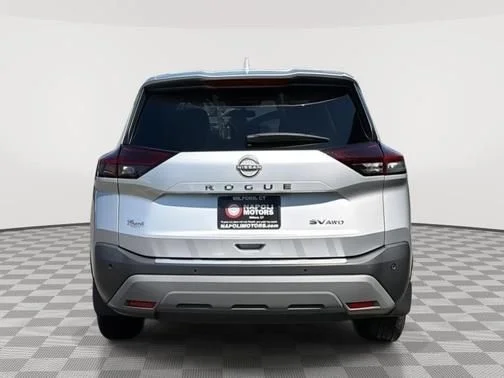 Used 2023 Silver Nissan SV image 4
