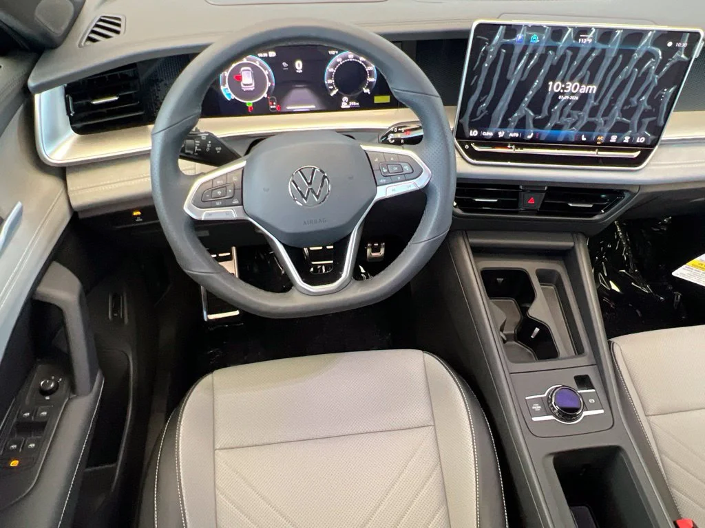 New 2026 Green Volkswagen 2.0T SE R-Line Black image 14
